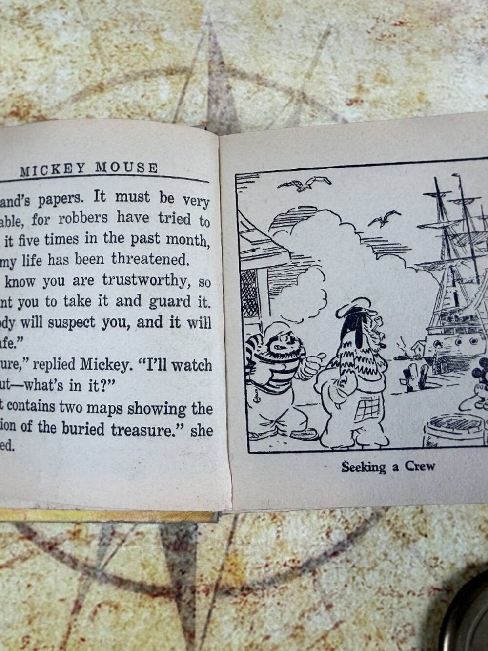 Walt Disney's Mickey Mouse Sails for Treasure Island - Big Little Book #750 1933 - Picture 6 of 14